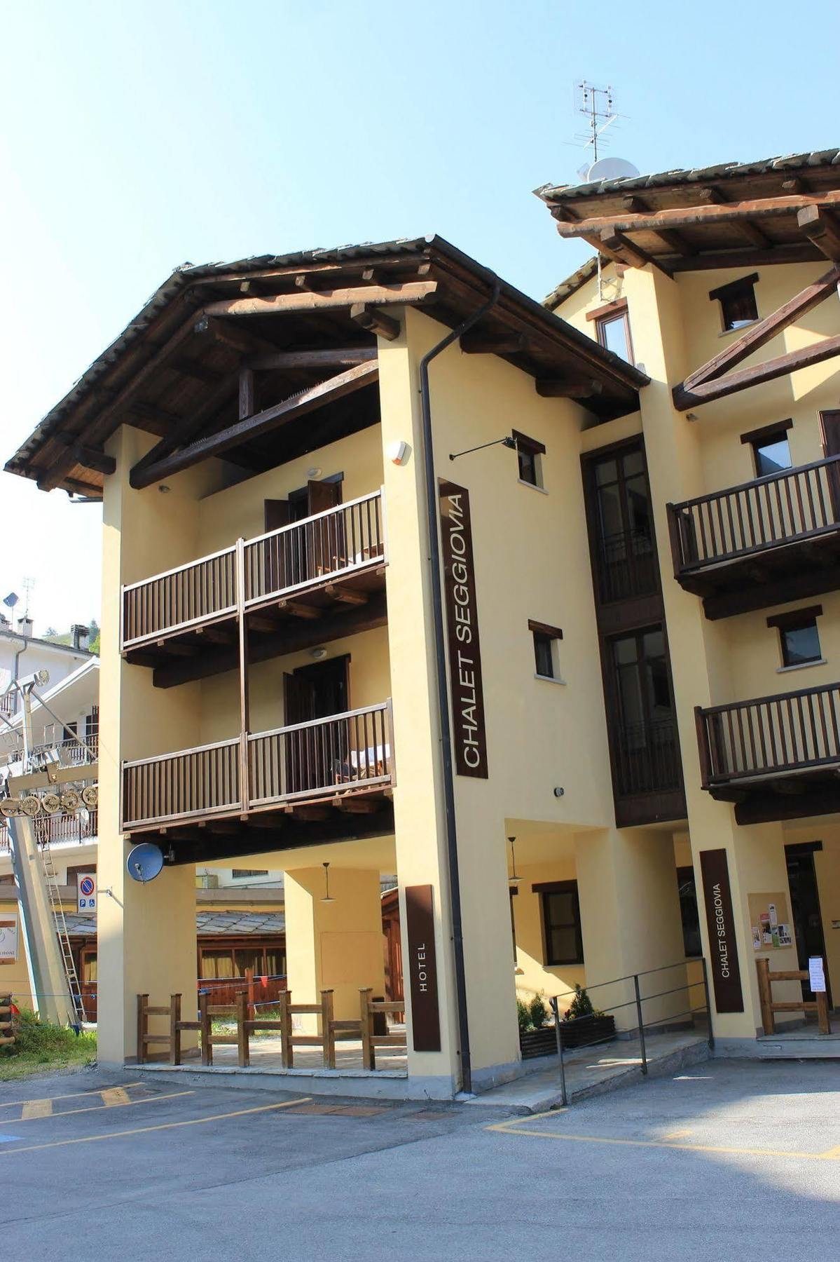Chalet Seggiovia Pontechianale Exterior foto